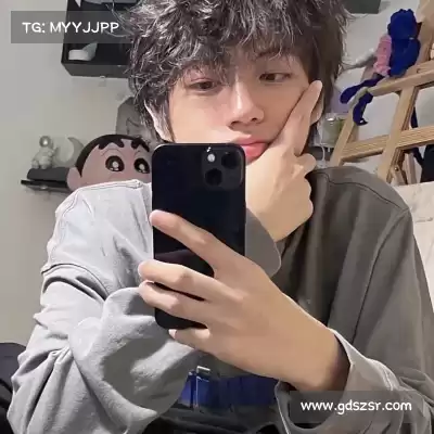 魏薇泓